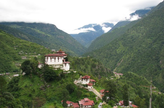 LHUNTSE DZONG