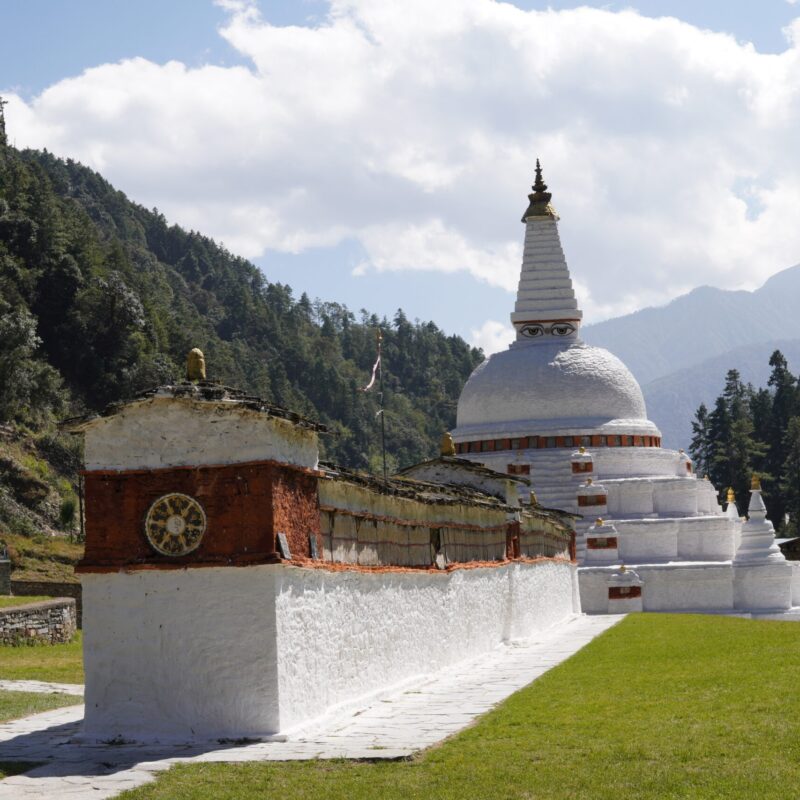 Chendebji Chorten